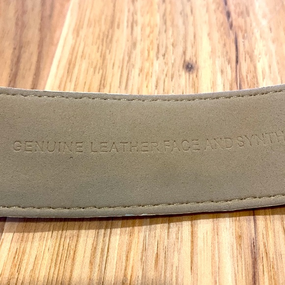 Guess Leather Belt - Picture 5 of 7